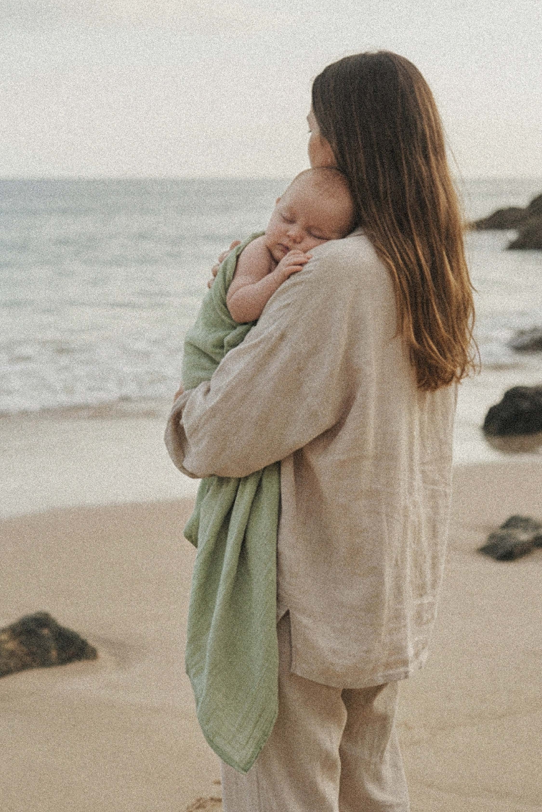 Newborn muslin cloths